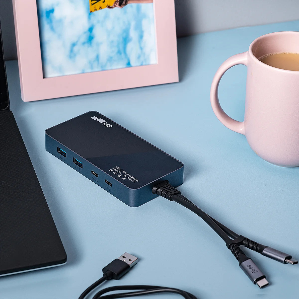 Mobile Pixels 8 in 1 USB-C Hub, 78220462